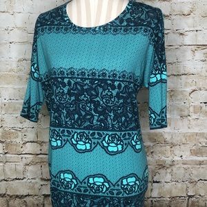 LuLaRoe Irma Top